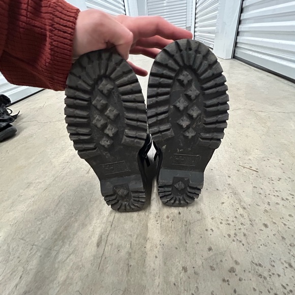 Platform Dr. Martens - Picture 7 of 7